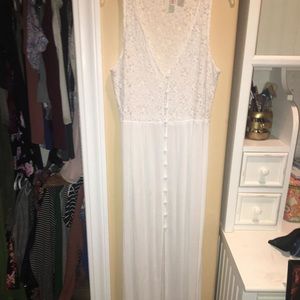 Lace Maxi Dress